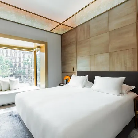 Almanac Otel Barselona