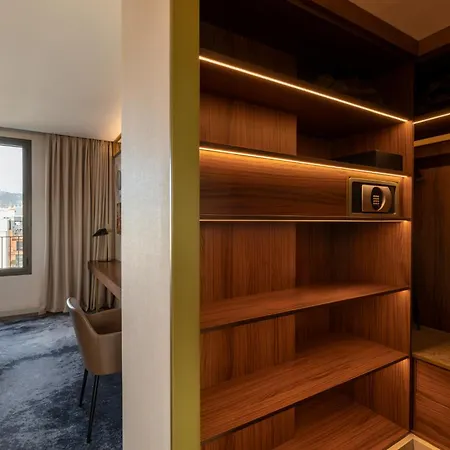 Otel Almanac Barselona