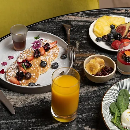 Almanac Hotell