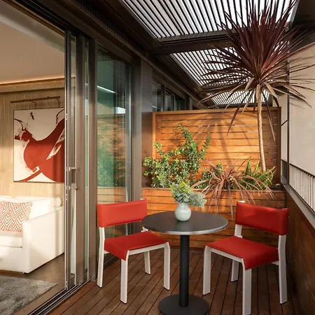 Hotell Almanac 5*