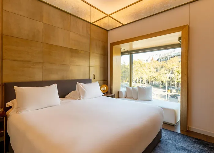 巴塞罗那艾玛纳克酒店 5*