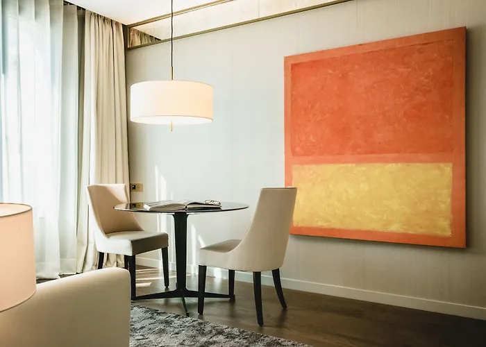 巴塞罗那艾玛纳克酒店 酒店