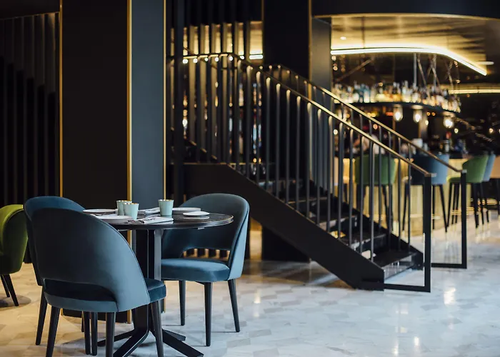 巴塞罗那艾玛纳克酒店 5*