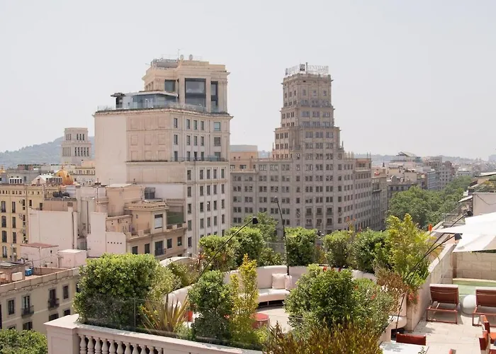 Almanac Hotel